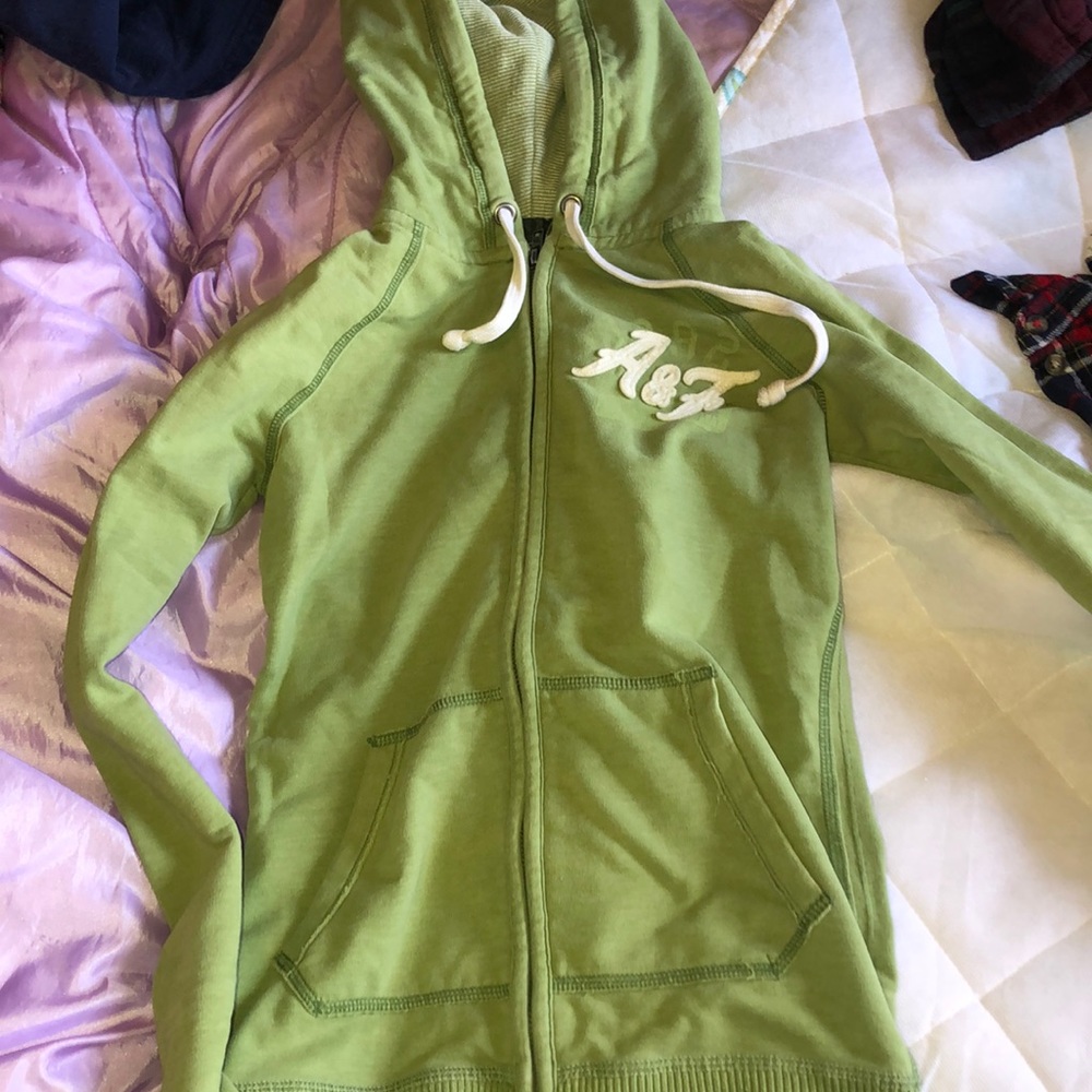 zip up jacket